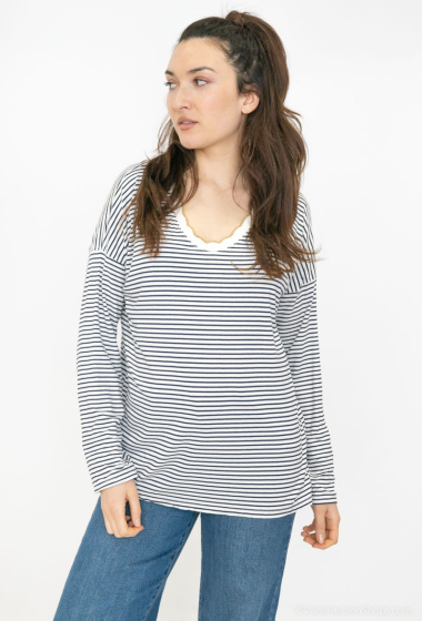 Wholesaler BY COCO - Long-sleeved V-neck sailor top with gold edging at the collar