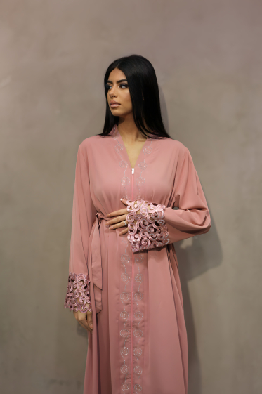 Wholesaler ALYA - Abaya dress with spiral crystals and detailed sleeves