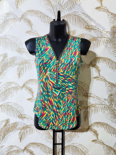 Wholesaler Alyra - Printed top with zippered neckline.