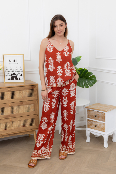 Wholesaler Amy&Clo - Crepe set camisole top wide pants baroque print