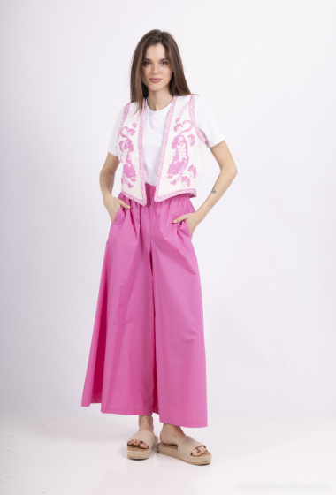 Wholesaler Amy&Clo - Bohemian style floral print sleeveless vest
