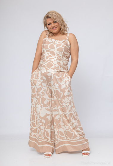 Wholesaler Amy&Clo - Plus size Hibiscus print top and pants set