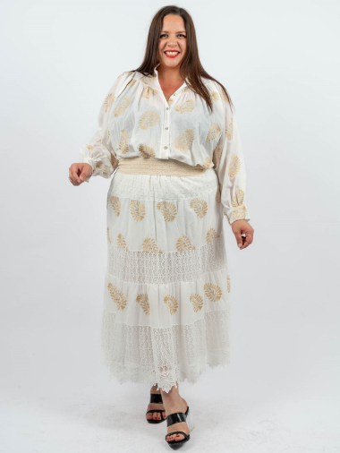 Wholesaler Amy&Clo - Long lace and gold embroidery skirt