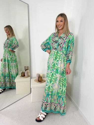 Großhändler Amy&Clo - Maxilanges, lockeres Kleid mit Barockdruck aus Baumwolle
