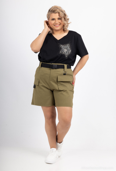 Wholesaler Amy&Clo - Plus size v-neck T-shirt with rhinestone star pattern in cotton
