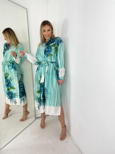 Großhändler Amy&Clo - Hemdblusenkleid aus Satin