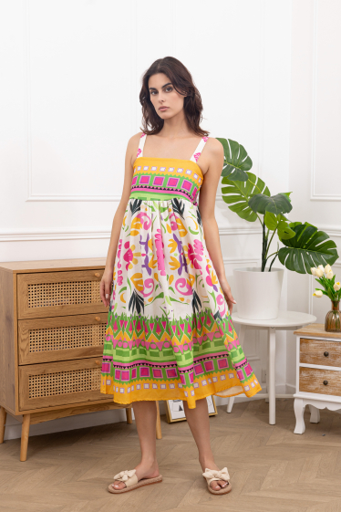 Großhändler Amy&Clo - Mittellanges Kleid mit exotischem Print