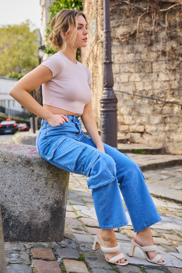 Wholesaler ANA & LUCY - Multi-pocket cargo jeans (Wide-Leg)