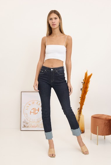 Wholesaler ANA & LUCY - Straight jeans with frayed hem (Push-up)