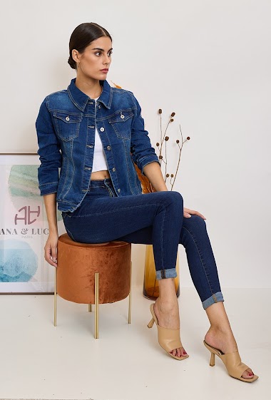 Grossiste ANA & LUCY - Veste en jeans délavé ( Grande taille )