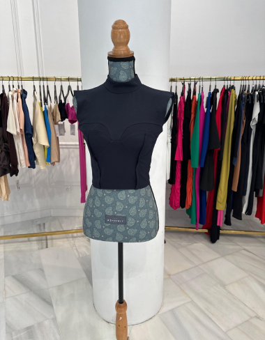 Wholesaler ANATA PARIS - top/shirt with back closure detail