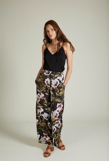 Wholesaler Andy & Lucy - Flower printed pants
