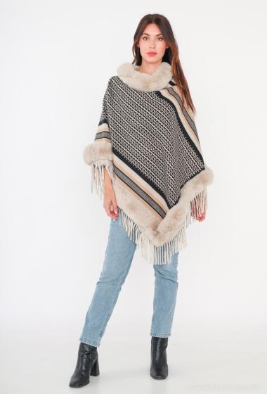 Wholesaler Angelique.L - PONCHO WITH VARIOUS PATTERNS
