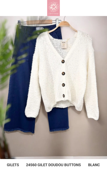 Wholesaler APRIL VINTAGE - DOUDOU BUTTONS VEST