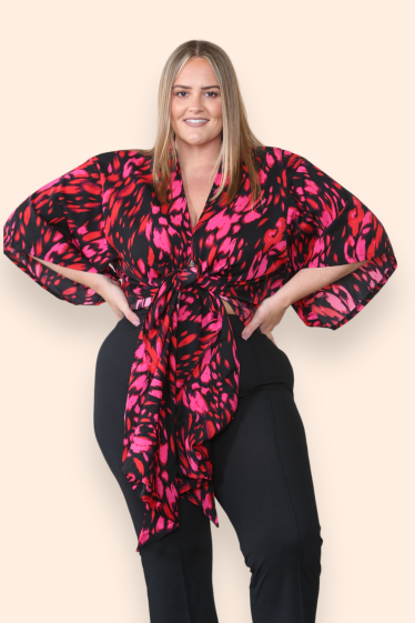 Wholesaler ARLEQUINN - Plus size blouse with kimono sleeves.