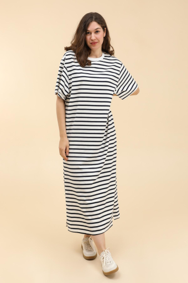 Wholesaler ARLEQUINN - plus size long striped T-shirt dress