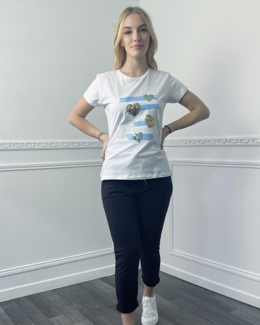 Großhändler Artflow - T-Shirt mit Paillettenherzen