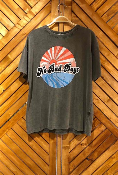 Wholesaler Arty Blush - No Bad Days t-shirt