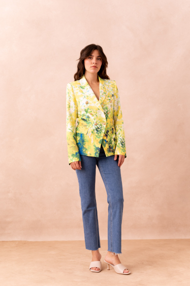 Wholesaler Attentif - Fitted blazer with yellow floral print and gold double-breasted buttoning