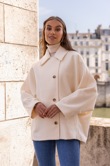 Grossiste Attentif - Manteau court oversize avec col à revers