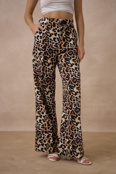 Wholesaler Attentif - Double-breasted leopard flare wide-leg pants