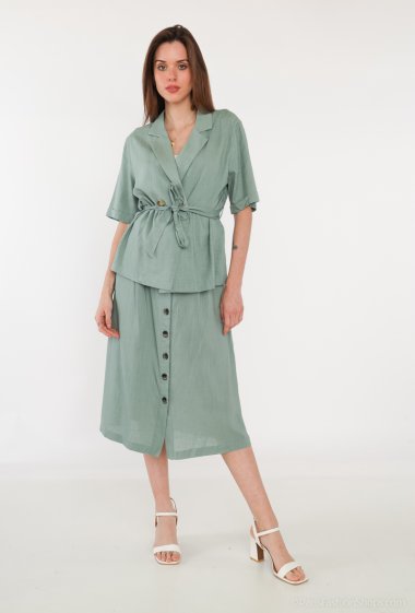 Wholesaler Attrait Paris - Linen blend blouse, short sleeves, wrap
