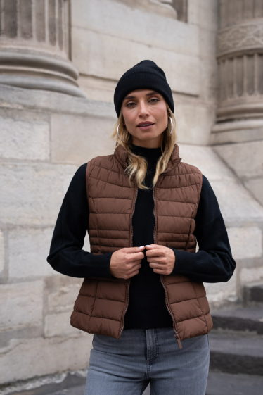 Wholesaler Attrait Paris - Basic style sleeveless down jacket