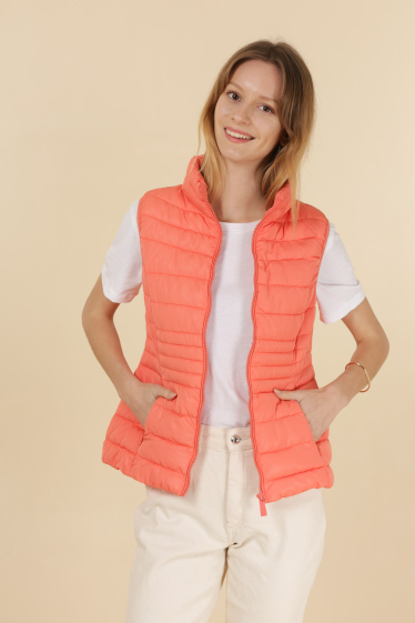 Wholesaler Attrait Paris - Basic style sleeveless down jacket