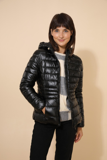 Wholesaler Attrait Paris - Reversible hooded down jacket