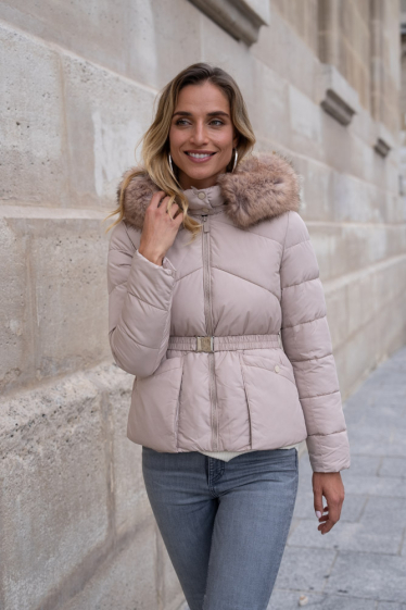 Wholesaler Attrait Paris - Short down jacket with metallic fur hood