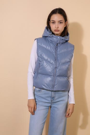 Wholesaler Attrait Paris - Cropped oversized hooded sleeveless puffer metalic jacket