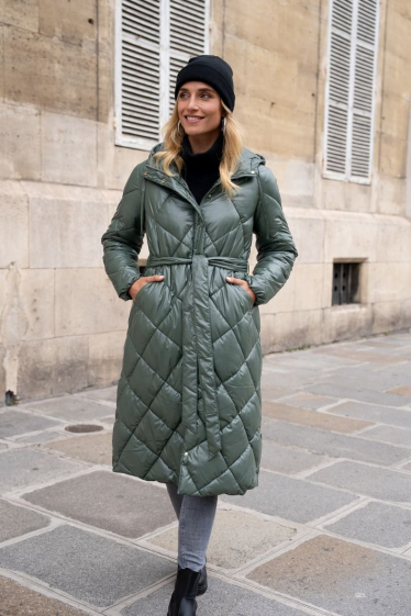 Wholesaler Attrait Paris - Shiny long sleeveless down jacket