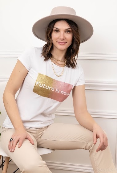 Großhändler Attrait Paris - Printed cotton t-shirt with gradation glitter print « Future is now »