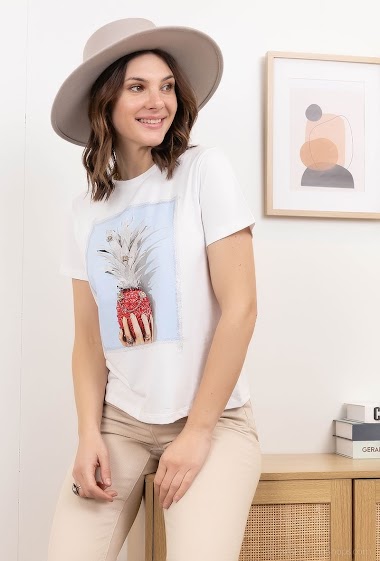 Wholesaler Attrait Paris - Printed cotton t-shirt with illustration of an ananas and pearls