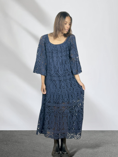 Wholesaler AUBERJINE - Loose lace maxi dress