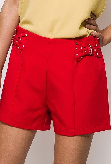 Shorts with bow and strass