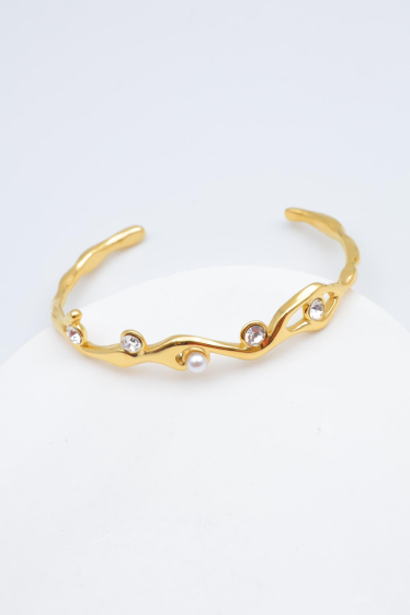Grossiste Beli & Jolie - Bracelet jonc en acier inoxydable avec zircon et perles