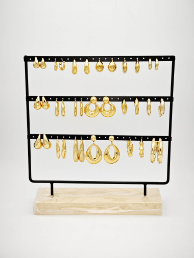 Großhändler Beli & Jolie - 15-teiliges Ohrstecker-Set aus Edelstahl mit Präsentationsständer
