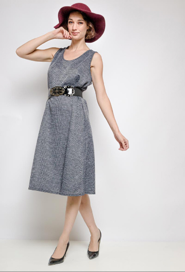 Großhändler Belle Fa - Thick stretch dress with belt