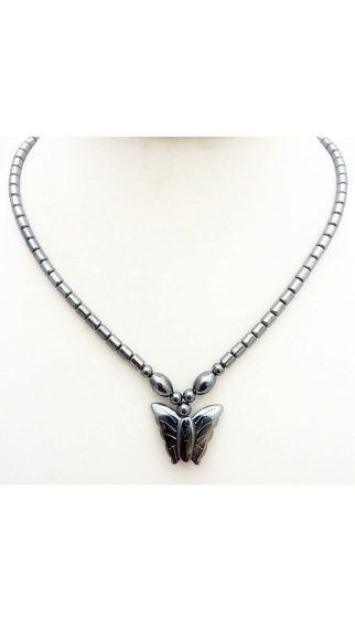 Grossiste BELLE MISS - collier pendentif en hématite forme de papillon