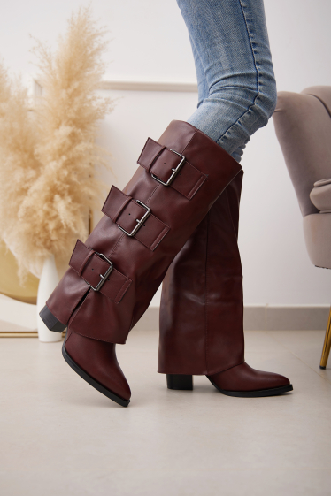 Wholesaler Belle Women - Gaiter boot with heel and buckle