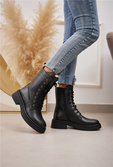 Wholesaler Belle Women - Lace-up ankle boot with thick sole