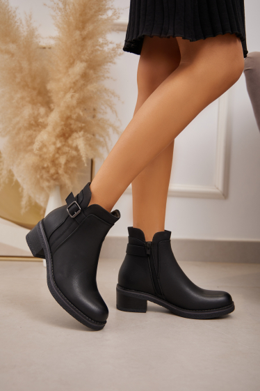 Wholesaler Belle Women - Buckle ankle boots