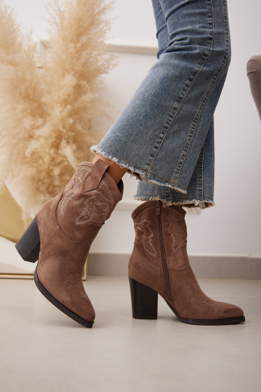 Wholesaler Belle Women - Cowboy boots with a heel