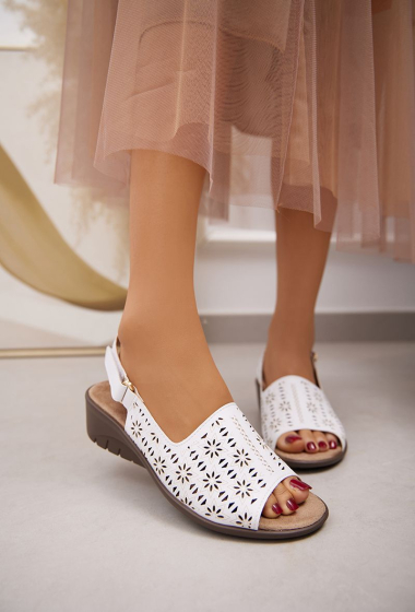 Wholesaler Belle Women - Comfort wedge sandal with openwork pattern