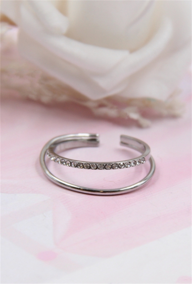 Wholesaler Bellissima - Adjustable rhinestone ring in stainless steel