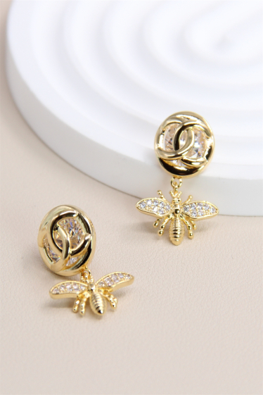 Wholesaler Bellissima - Glossy bee earring decorated with hypoallergenic rhinestones