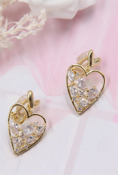 Wholesaler Bellissima - Heart-embellished crystal clip-on earring
