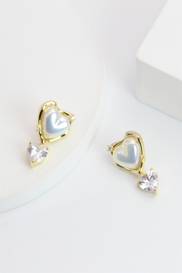 Wholesaler Bellissima - Heart earring decorated with hypoallergenic rhinestones