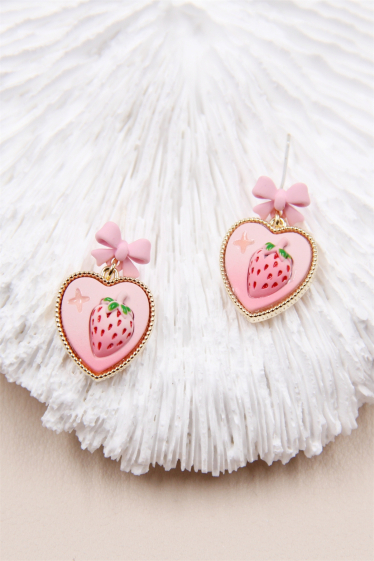 Wholesaler Bellissima - Heart earring set with hypoallergenic strawberry